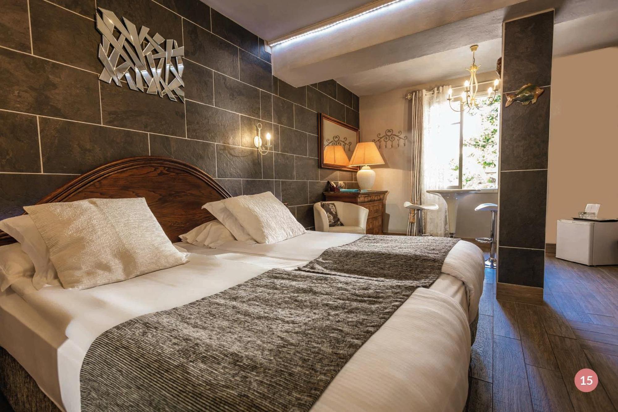 Hotel La Casa Pairal Колліур Екстер'єр фото